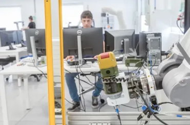Collaborative mobile manipulator and software